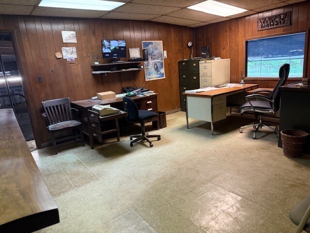 More Photos Of 2514 Foundry Pl, Clayville Industrial For Sale