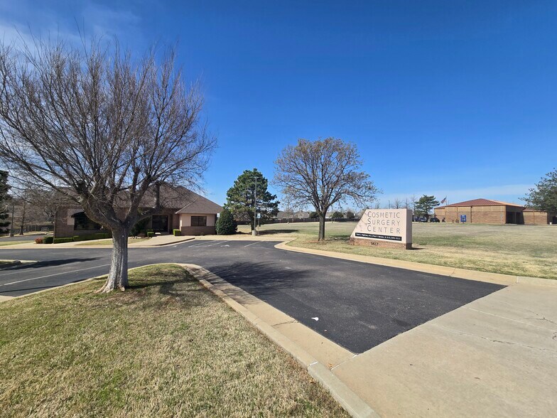 More Photos Of 9617 S Pennsylvania Ave, Oklahoma City Office For Sale