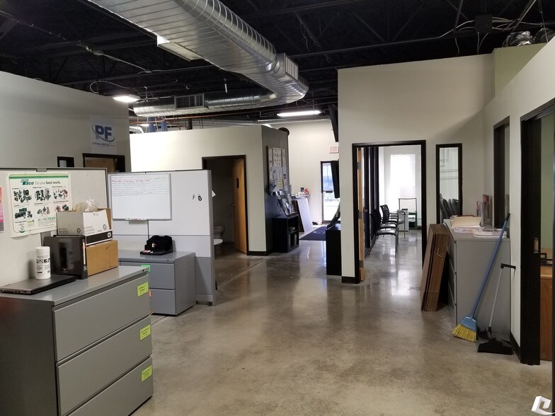 More Photos Of 5422 S 108th East Ave E, Tulsa Warehouse For Sale