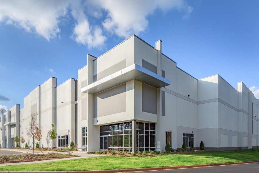 More Photos Of 656 Red River Rd, Rock Hill Unknown For Lease