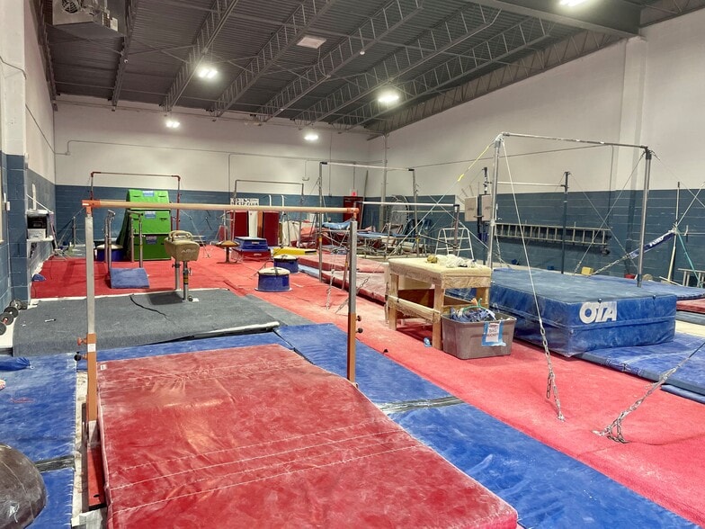 More Photos Of 27825 Irma Lee Cir, Lake Forest Warehouse For Sale