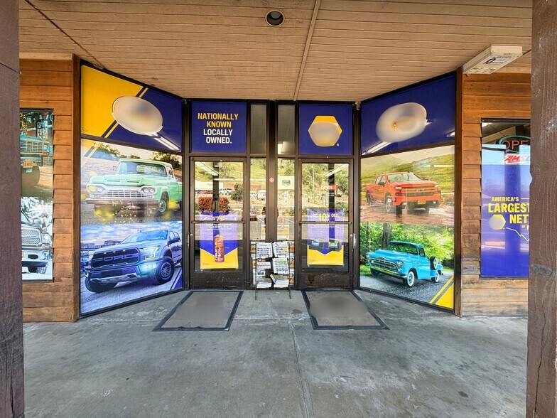 More Photos Of 35335-35297 Highway 41, Coarsegold Freestanding For Lease
