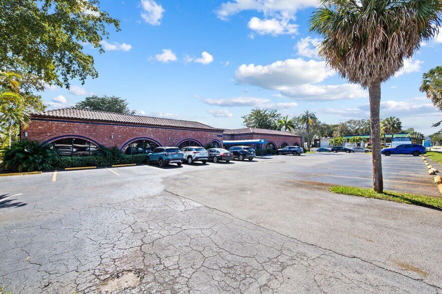 More Photos Of 3880 Coconut Creek Pky, Coconut Creek Medical For Sale