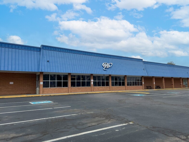 Primary Photo Of 1415 E 10th St, Roanoke Rapids Freestanding For Lease