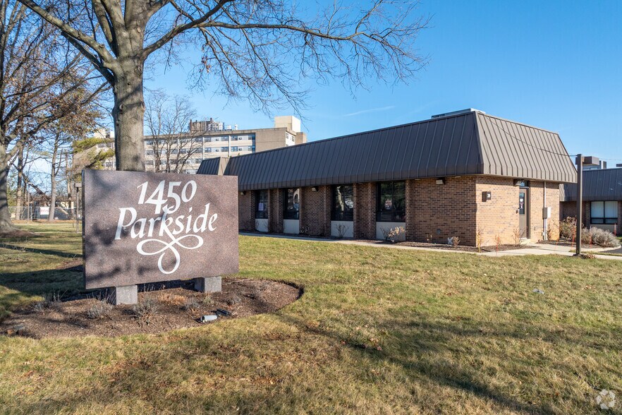 More Photos Of 1450 Parkside Ave, Ewing Medical For Lease