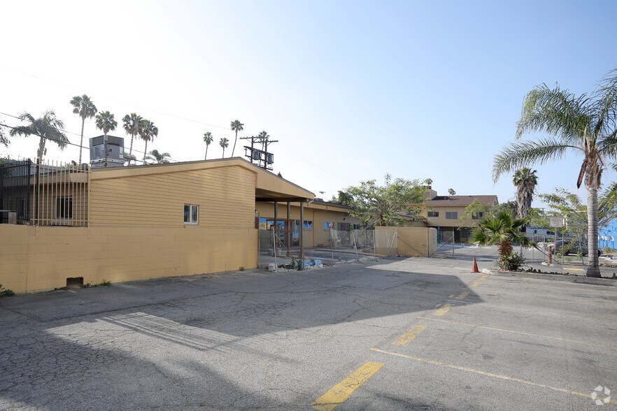 More Photos Of 1828 S Western Ave, Los Angeles Carwash For Lease