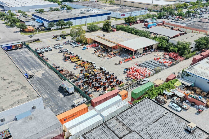 More Photos Of 3570 NW 62nd St, Miami Land For Lease