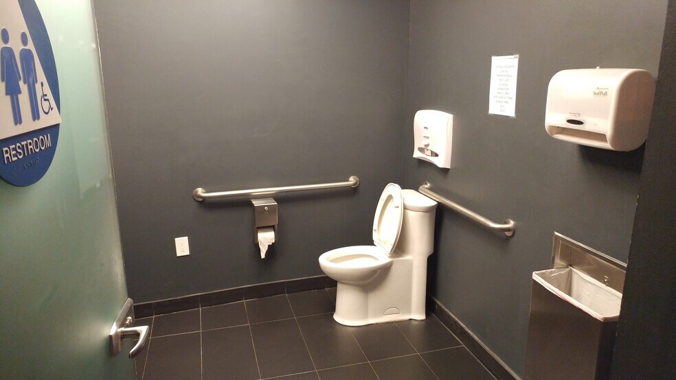 More Photos Of 1717 W Beverly Blvd, Montebello Office For Sale