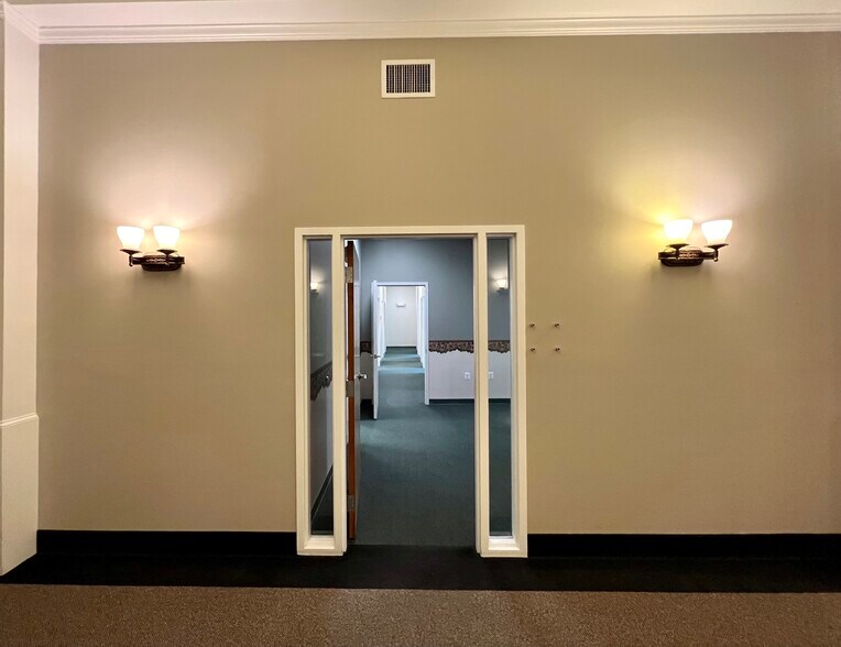 More Photos Of 531 Old Westminster Pike, Westminster Office Residential For Sale