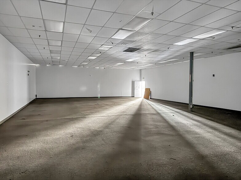 More Photos Of 2211 Niagara St, Buffalo Unknown For Lease