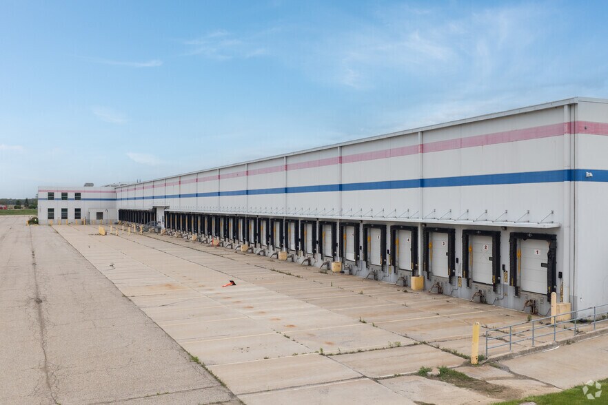 More Photos Of 1701 Technical Dr, Saint Johns Refrigeration Cold Storage For Sale