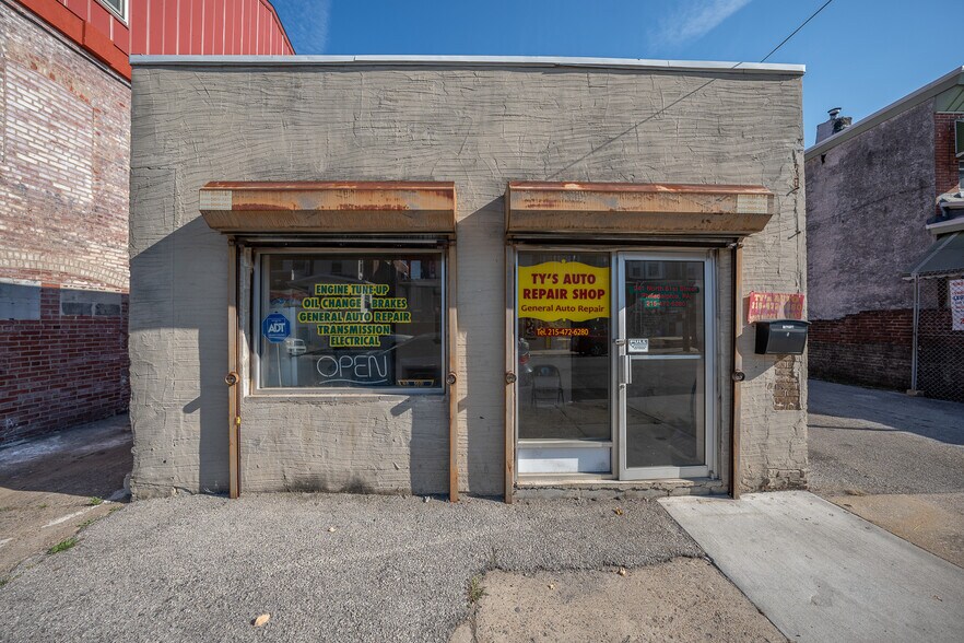 More Photos Of 239-241 N 61st St, Philadelphia Auto Repair For Sale
