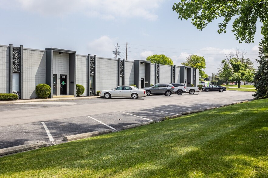 Primary Photo Of 6780-6792 Hawthorn Park Dr, Indianapolis Light Distribution For Lease