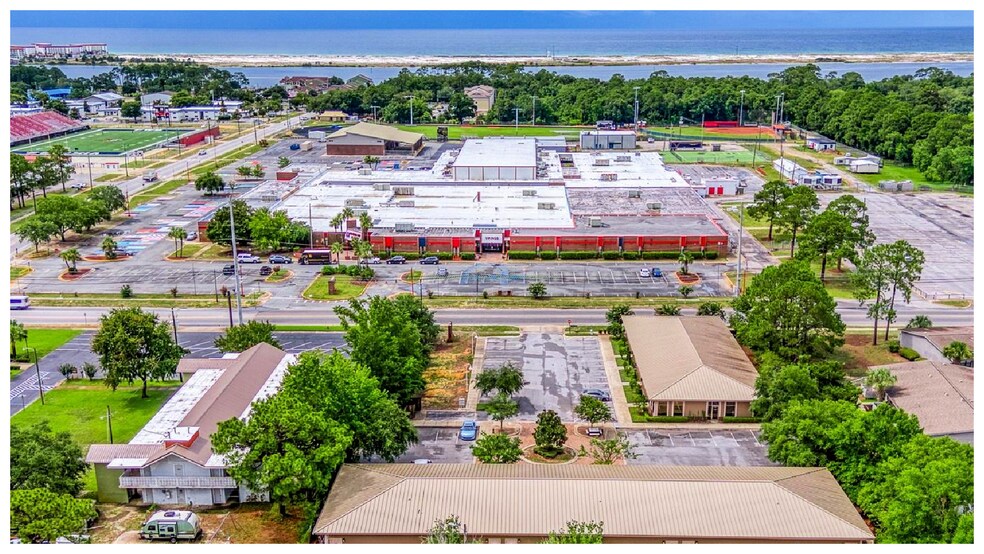More Photos Of 403 Hollywood Blvd NW, Fort Walton Beach Office For Lease