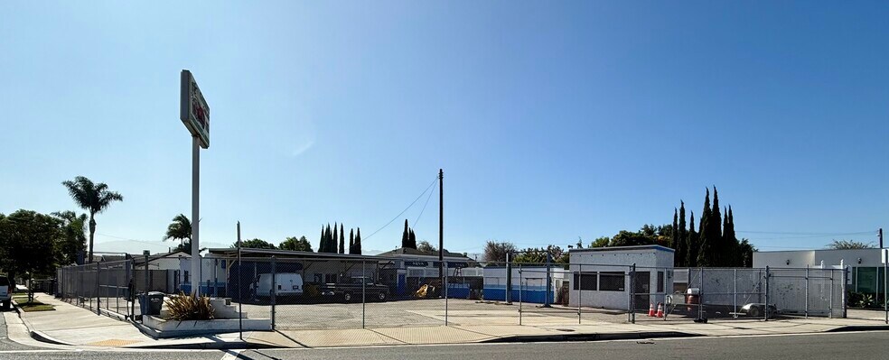 More Photos Of 2258 Lomita Blvd, Lomita Auto Repair For Lease
