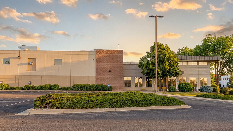 More Photos Of 1797 Boxelder St, Louisville Manufacturing For Lease