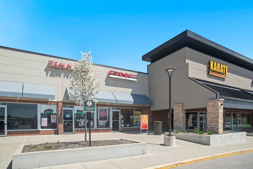 More Photos Of 6425-6479 28th St SE, Grand Rapids Storefront For Sale