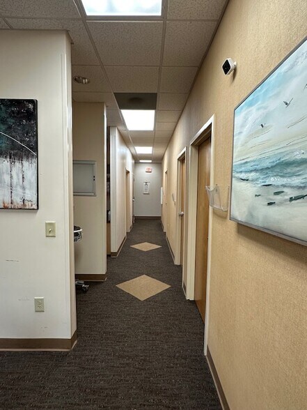 More Photos Of 1498 Jesse Jewell Pky SE, Gainesville Medical For Lease