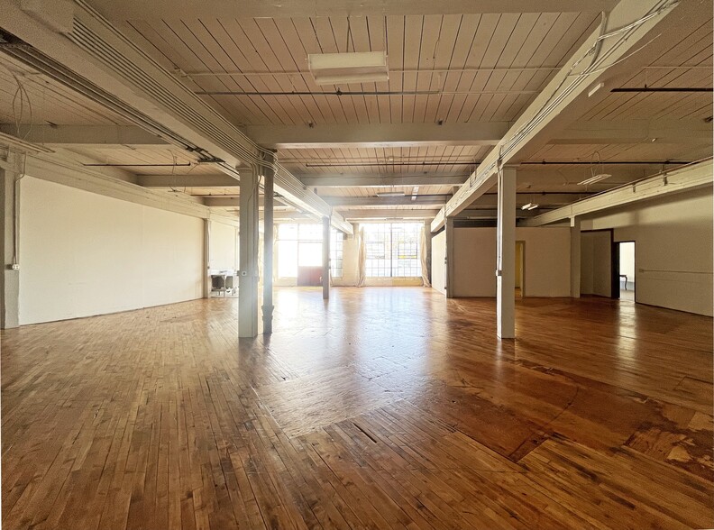 Primary Photo Of 2200 Adeline St, Oakland Manufacturing For Lease