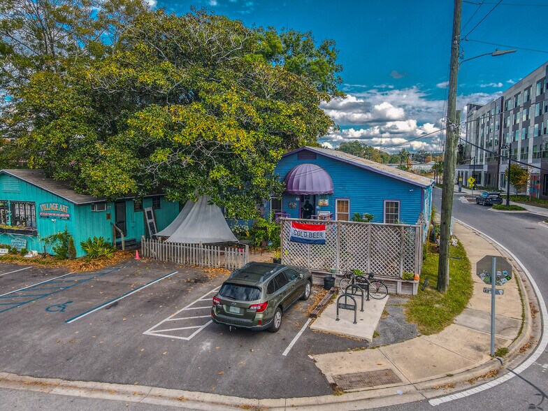 More Photos Of 661-663 Industrial Dr, Tallahassee Warehouse For Lease