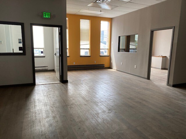 More Photos Of 467-475 Mundet Pl, Hillside Warehouse For Lease