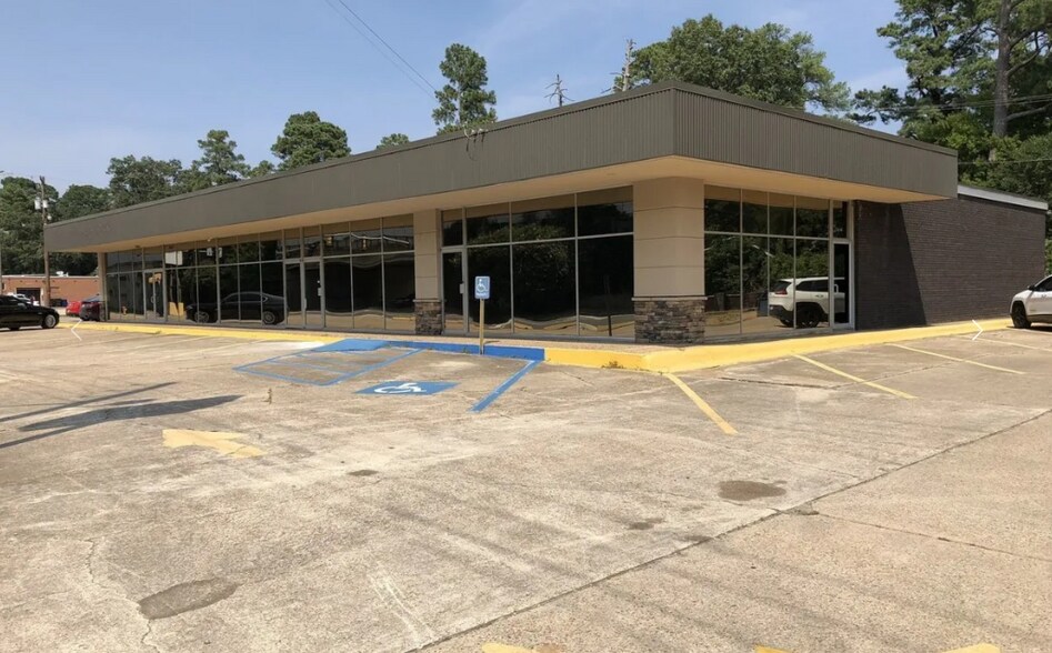 More Photos Of 3903-3919 Southern Ave, Shreveport Storefront Retail Office For Lease