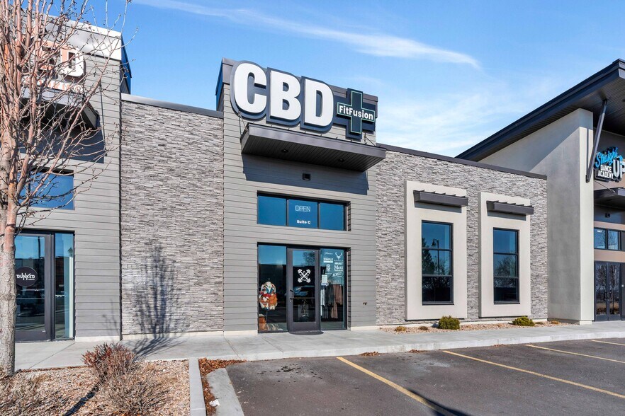 Primary Photo Of 1453 Summer Village Rd, Saratoga Springs Storefront Retail Office For Lease