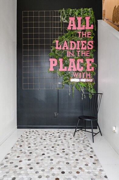 More Photos Of 102 State St N, Waseca Office For Lease