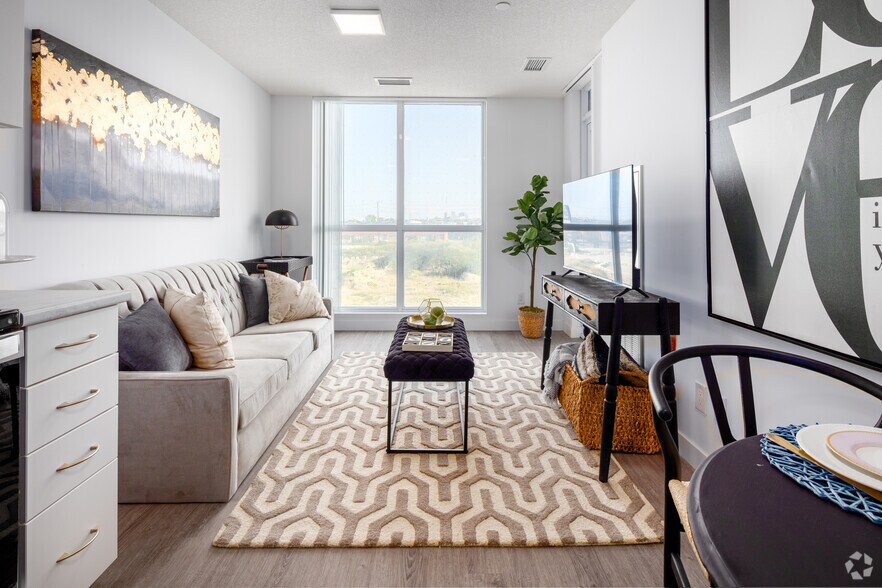 More Photos Of 5 Zappacosta Dr, Toronto Apartments For Lease