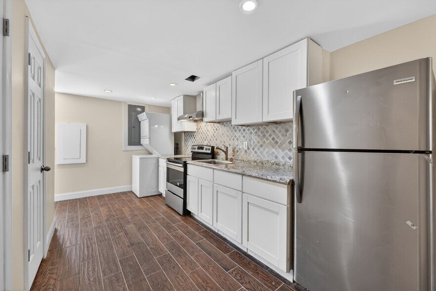 More Photos Of 7205 Livingston Rd, Oxon Hill Office Residential For Sale