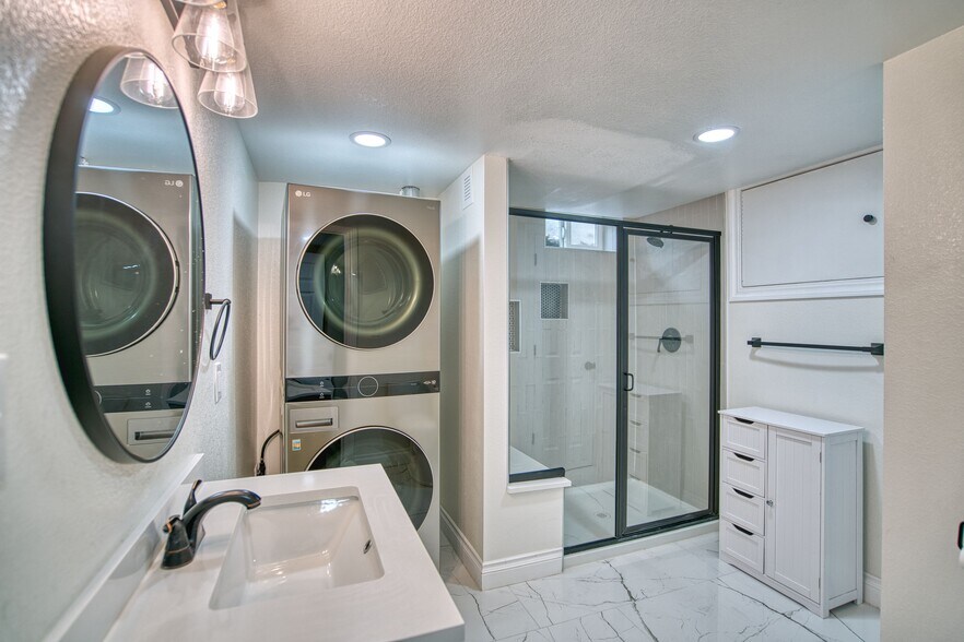 More Photos Of 2880 W 92nd Ave, Federal Heights Office Residential For Sale