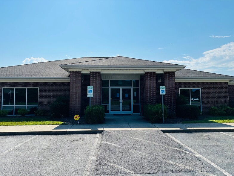 Primary Photo Of 112-114 Keeton Dr, Hopkinsville Medical For Lease