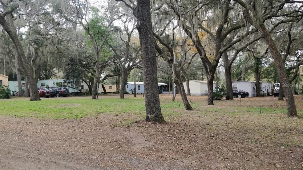 More Photos Of 28313 US Highway 27, Leesburg Multifamily For Sale