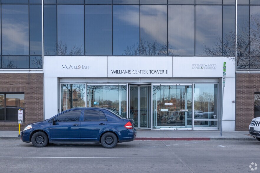 More Photos Of 1 W 3rd St, Tulsa Unknown For Lease