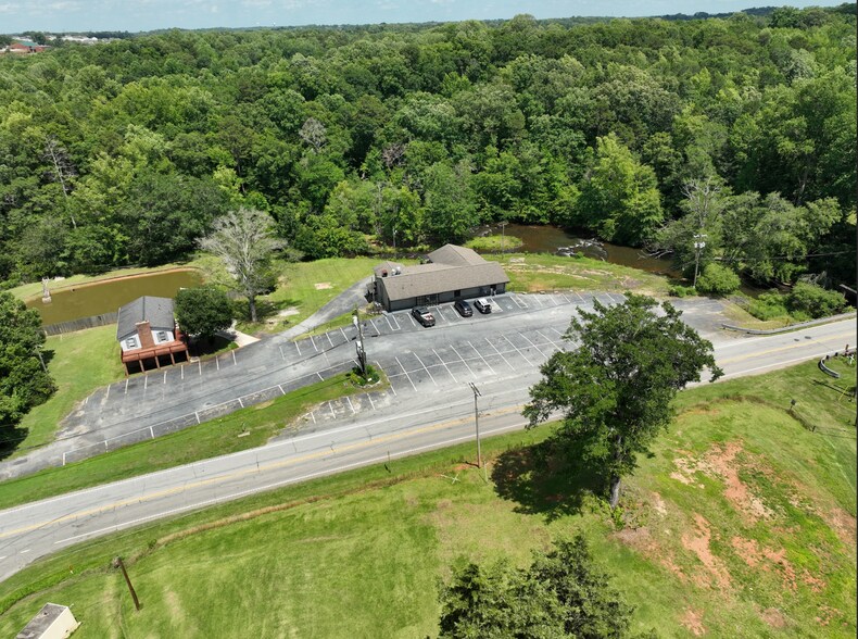 More Photos Of 3100 N Highway 14, Greer Restaurant For Lease