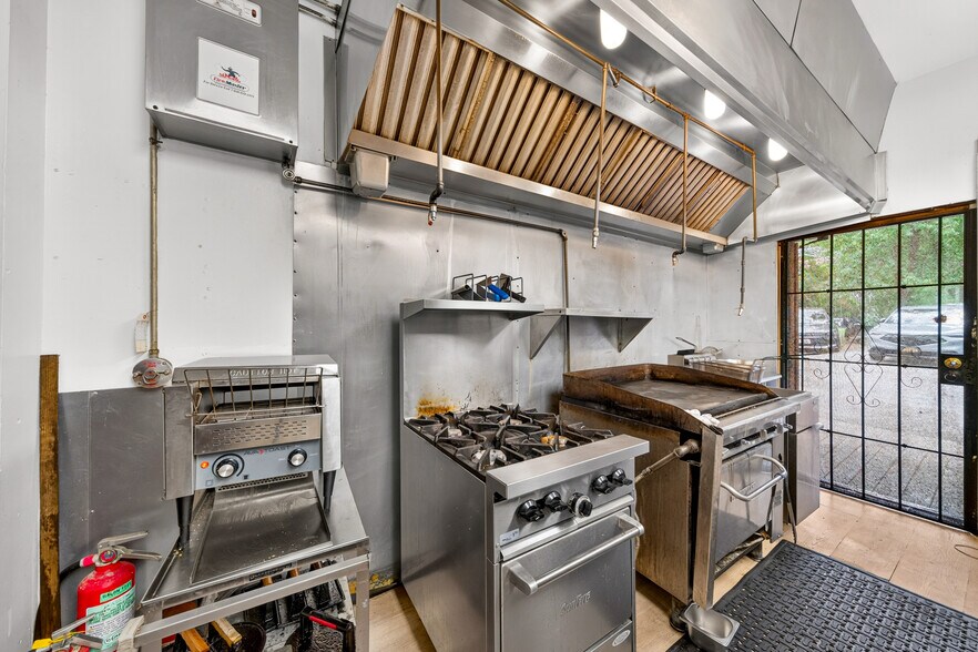 More Photos Of 14785 Belden Town rd, Belden Hotel For Sale