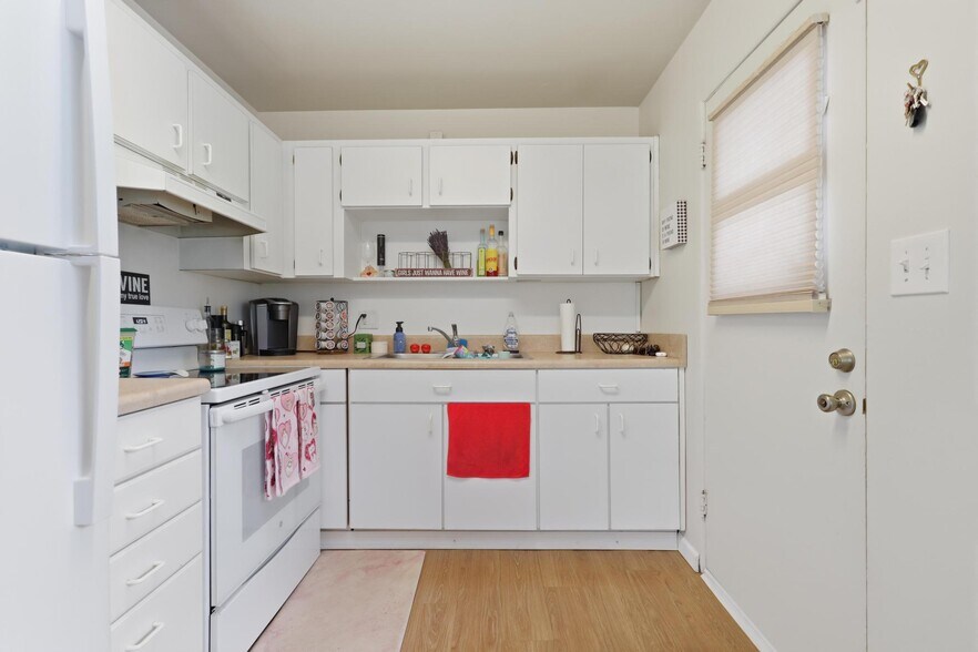 More Photos Of 642 Harwood St, Orlando Apartments For Sale