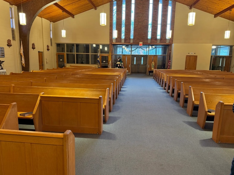 More Photos Of 1572-1600 E Evelyn, Hazel Park Religious Facility For Sale