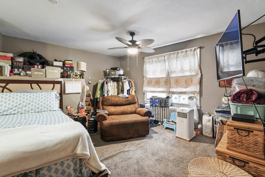 More Photos Of 165 Madison Ave, Albany Storefront Retail Residential For Sale