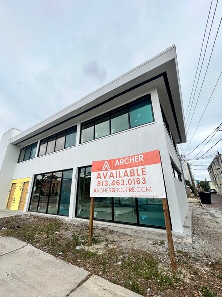 Primary Photo Of 433 4th St N, Saint Petersburg Medical For Lease
