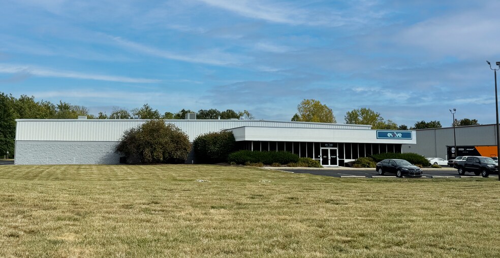 Primary Photo Of 4001 Methanol Ln, Indianapolis Warehouse For Lease