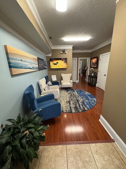 More Photos Of 601 N Belair Sq, Evans Loft Creative Space For Sale