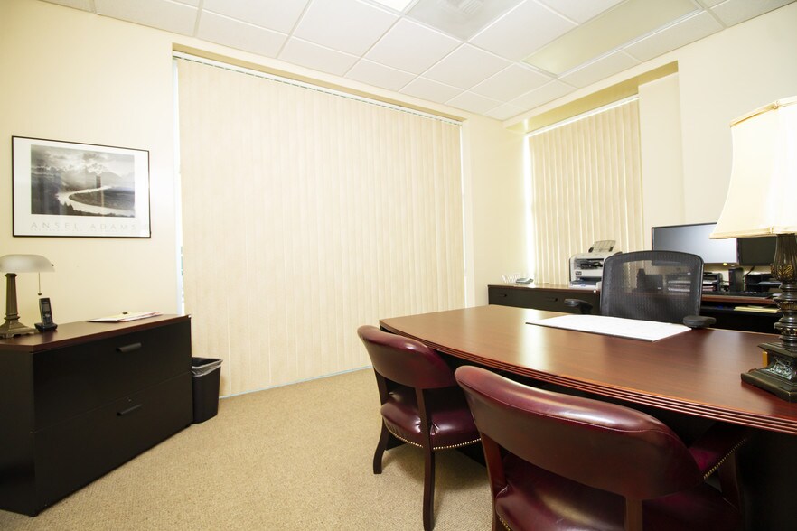 More Photos Of 1349 Rocky Point Dr, Oceanside Warehouse For Lease