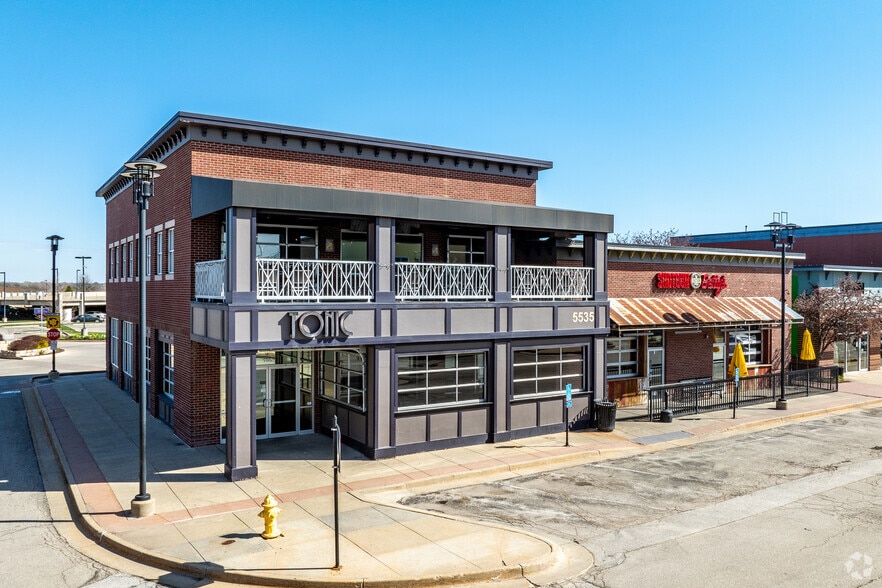 More Photos Of 5465 George M Mills Civic Pky, West Des Moines Unknown For Lease