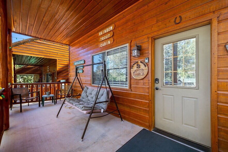 More Photos Of 1022 S Hunter Creek Dr, Payson Hotel For Sale