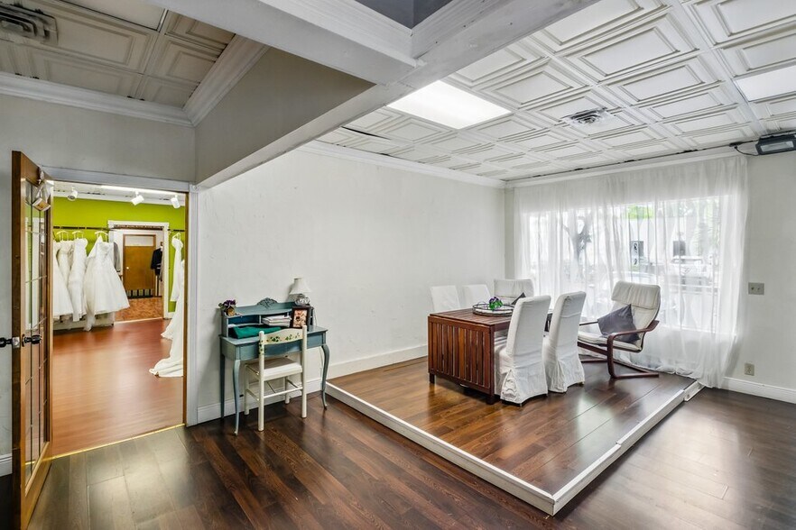 More Photos Of 4066 Broward Blvd, Fort Lauderdale Storefront Retail Office For Sale