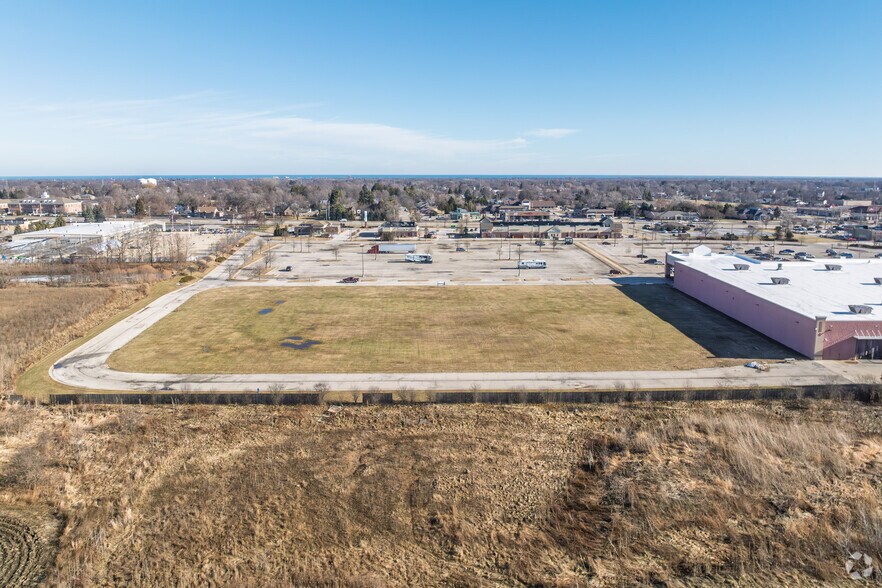 More Photos Of Green Bay Rd, Kenosha Land For Sale
