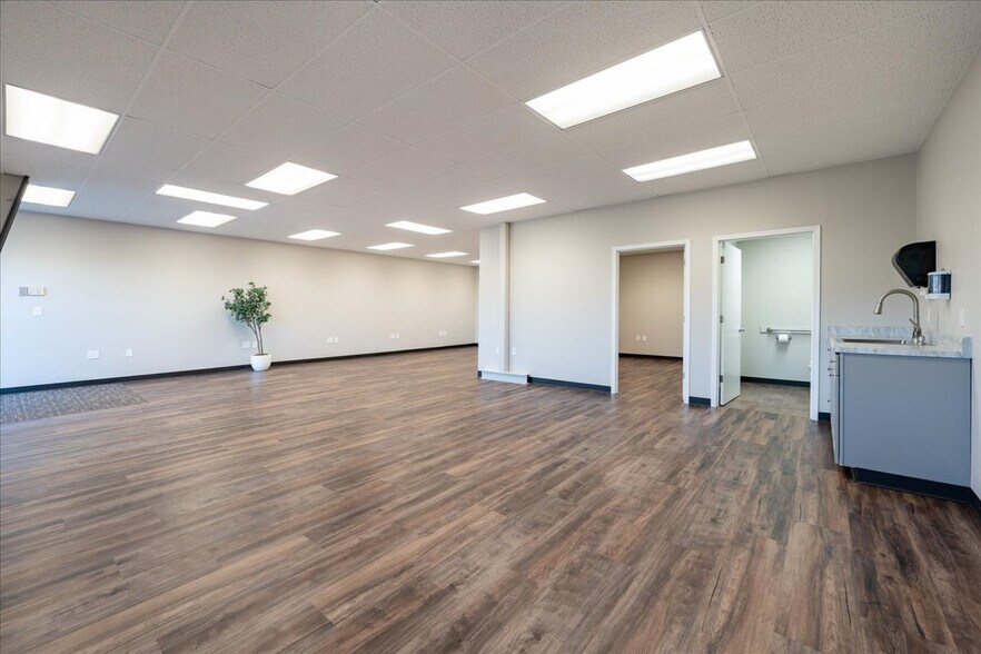 More Photos Of 2151 Van Horn Rd, Fairbanks Warehouse For Sale