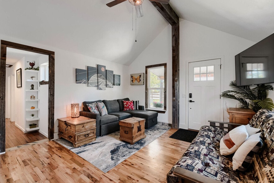 More Photos Of 301 4th St., Frederick Apartments For Sale