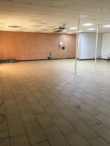 More Photos Of 2550 Millersport Hwy, Getzville Convenience Store For Lease